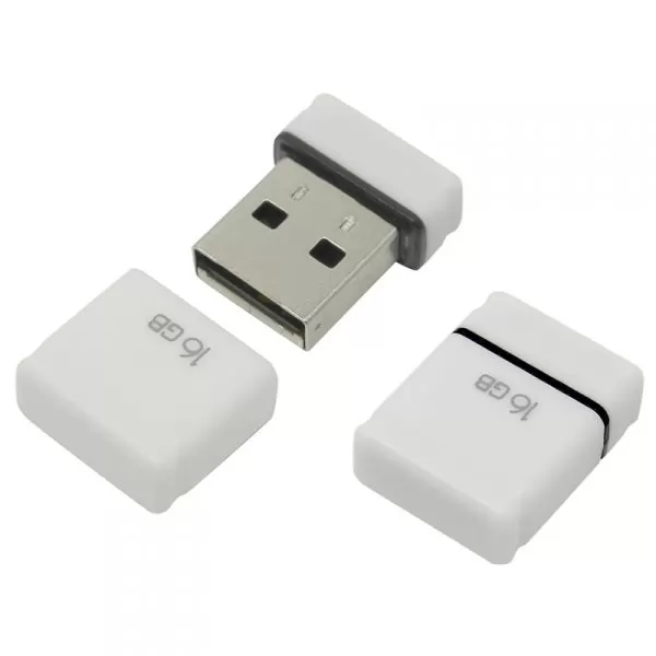 Накопитель QUMO 16GB USB 2.0 Nano White