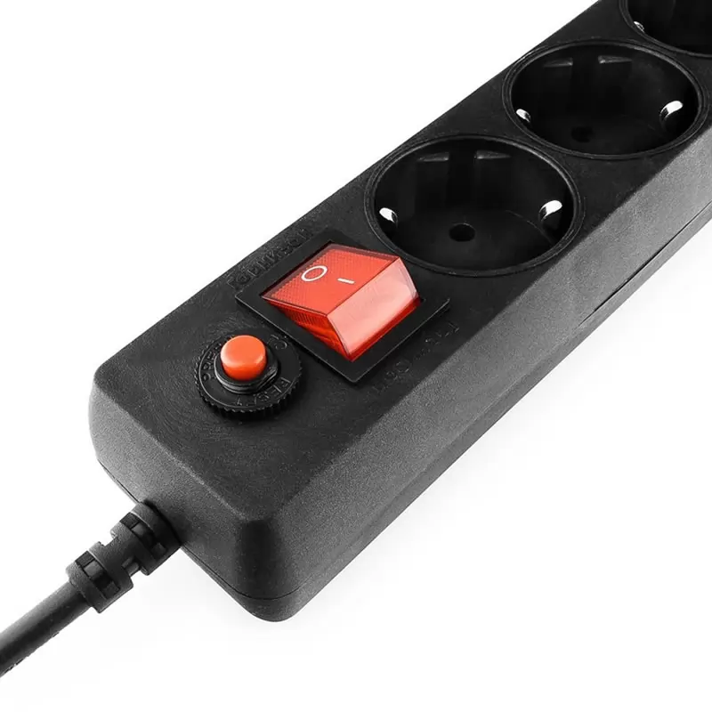 Сетевой фильтр Гарнизон ЕНLB-4 (0,5 м 5 розеток) черный